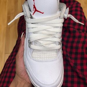 White Oreo Jordan 4’s Gs